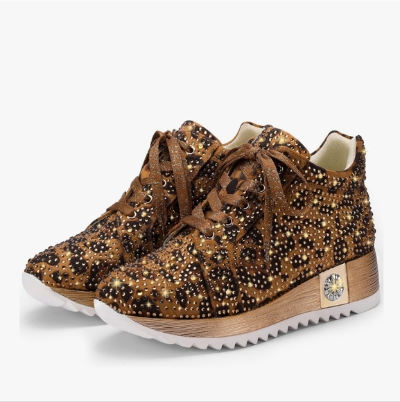 findvell Shoes - Brown Platform Sneakers with Floral Star Pattern